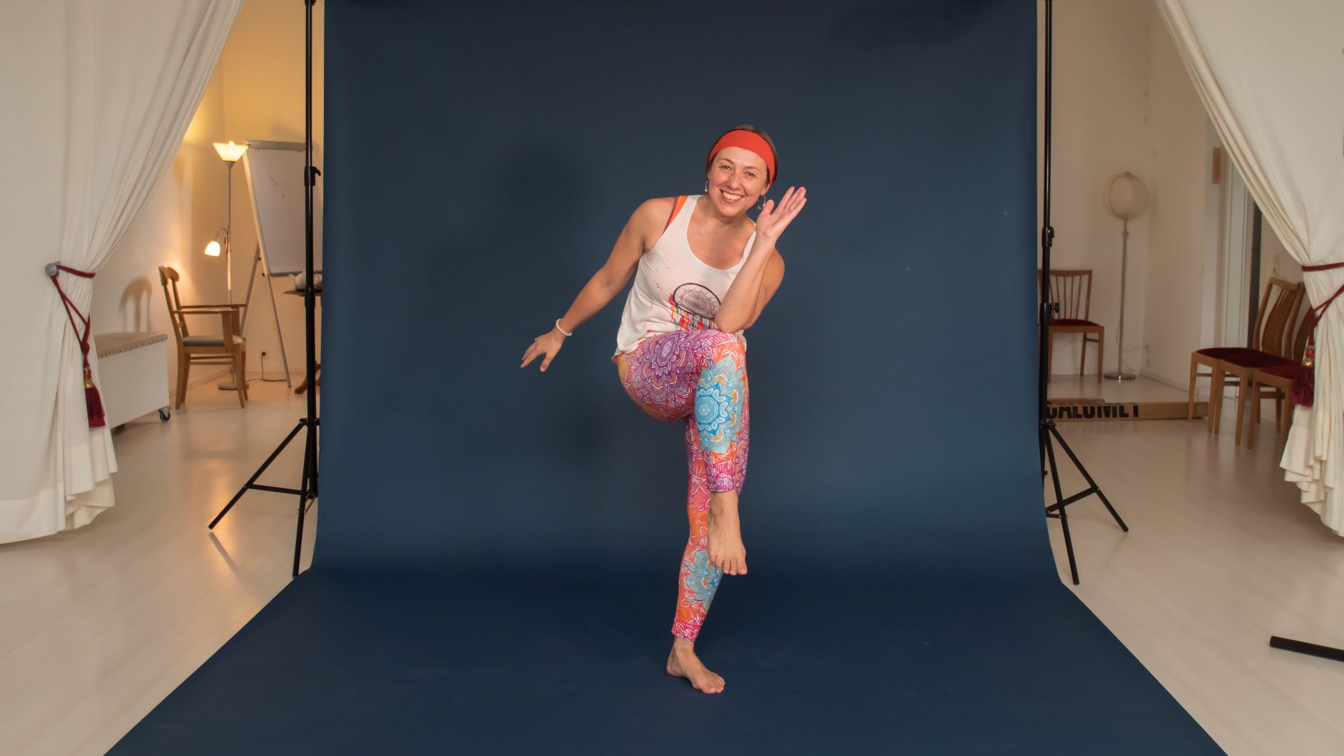 Woman doing Brain Gym movement Cross Crawl