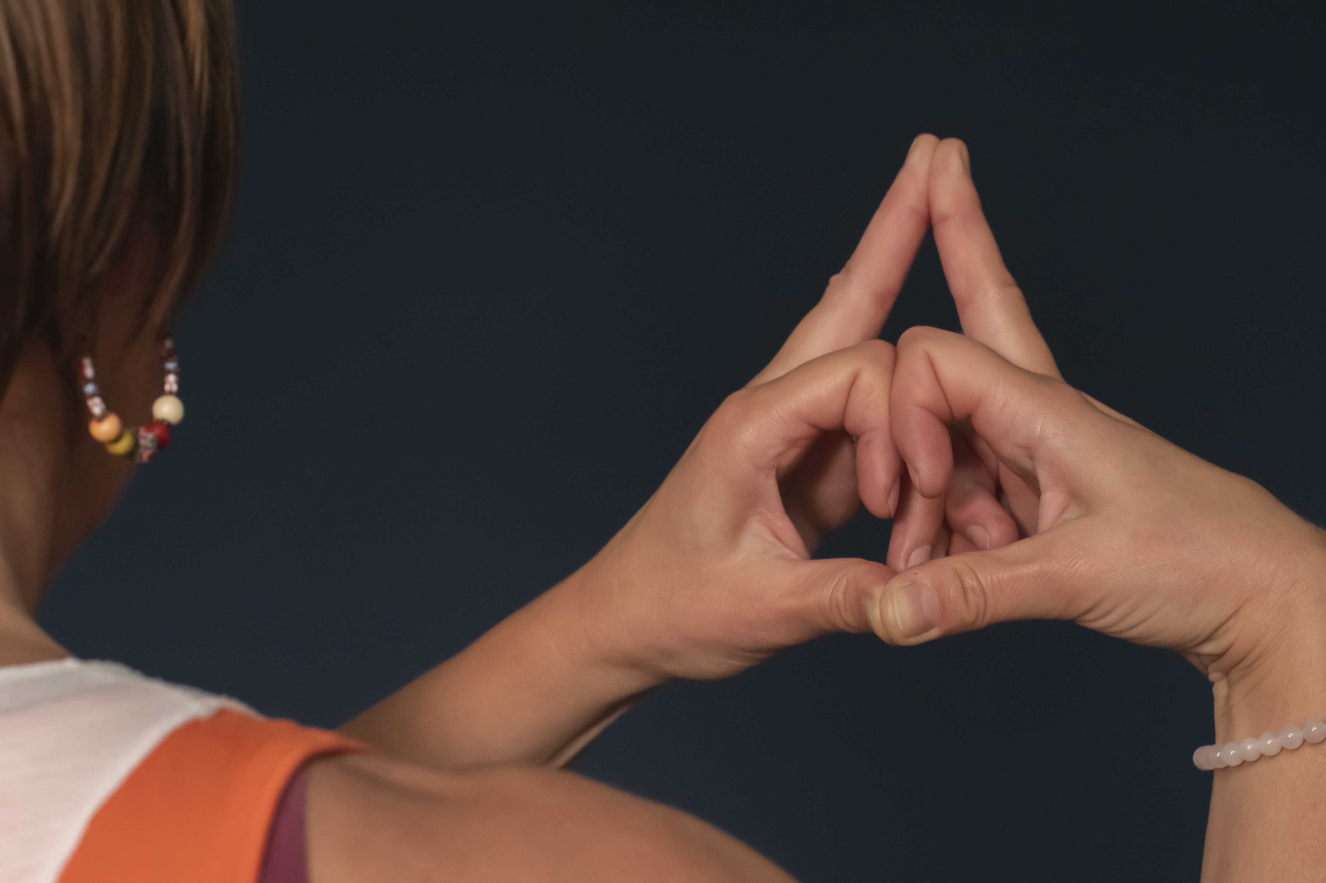 Kalesvara Mudra